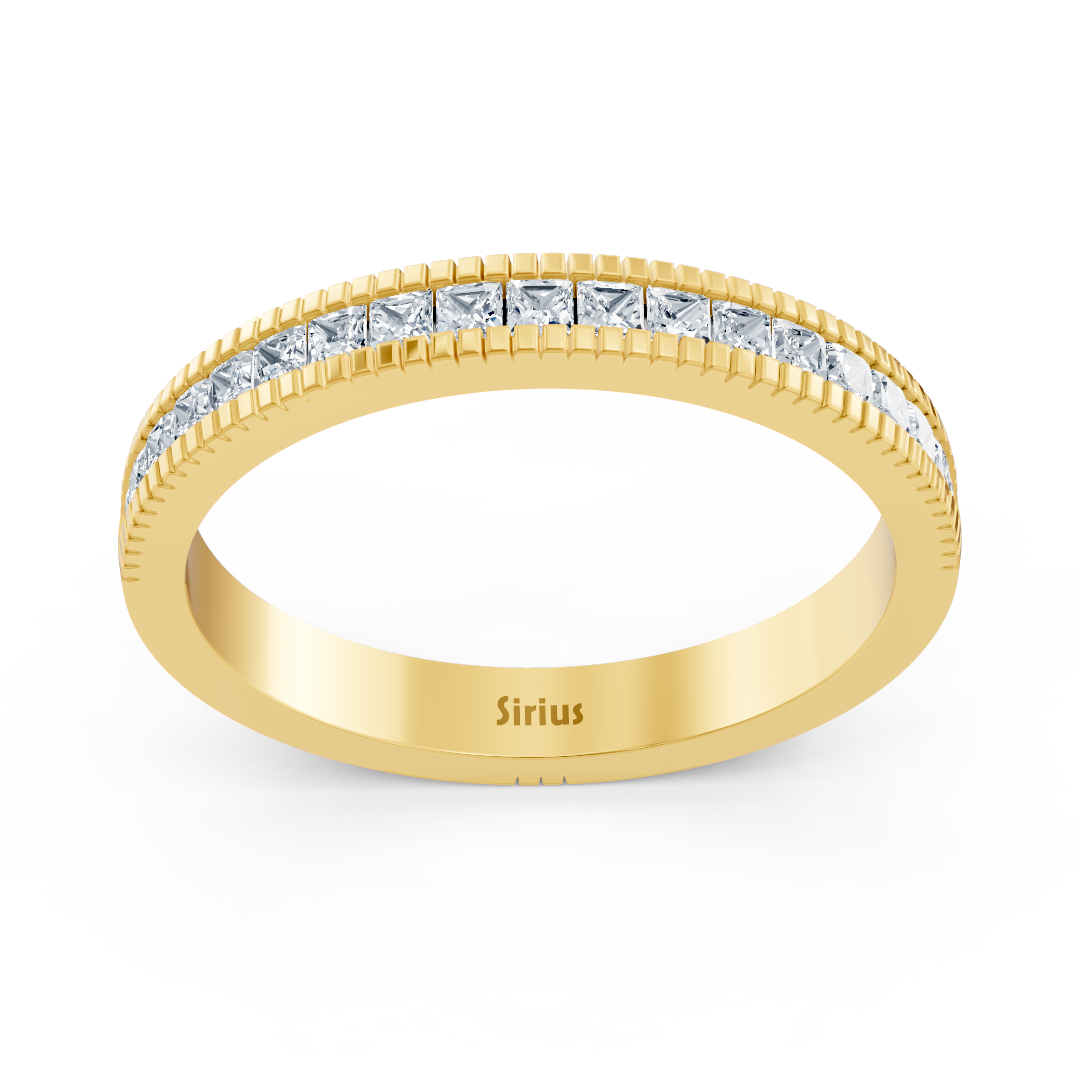Bague en or jaune 14 carats avec diamant taille princesse
