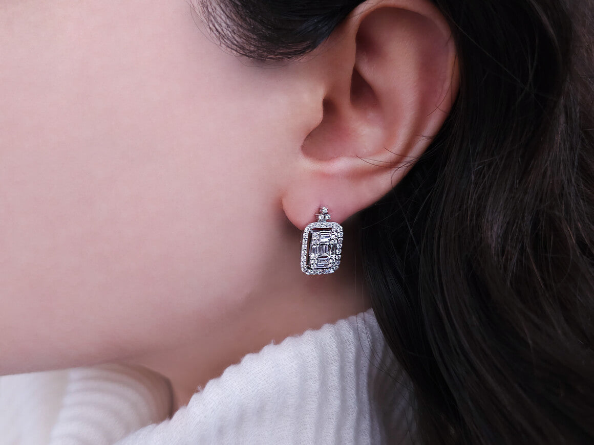 Elegante Diamant Ohrringe mit Baguette- und runden Diamanten im Pavé-Stil, 1.14 Karat, 14K Gold