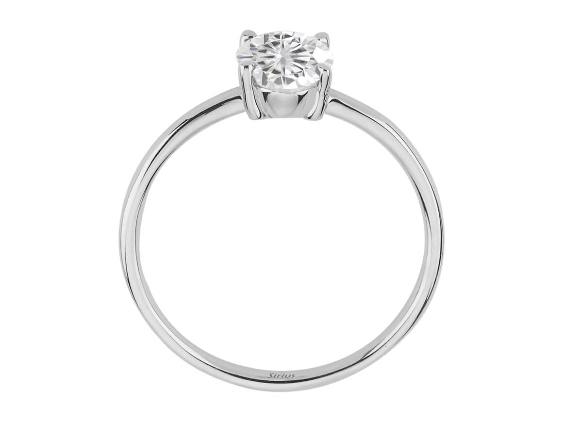 Birgie 1.60 Karat Ovaler Weißtopas Ring 8 Karat Gold