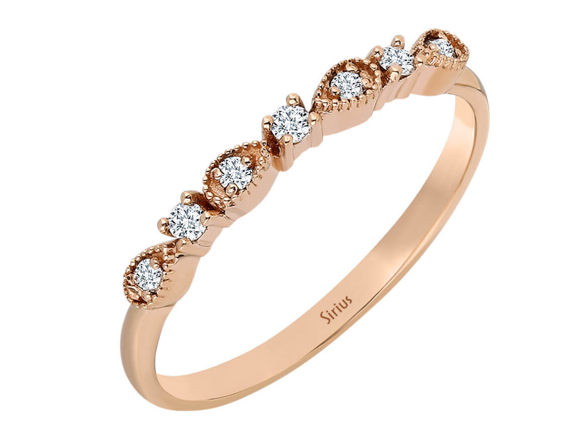 Birgie Zarter Diamantring mit sieben Diamanten (0,10 Karat)