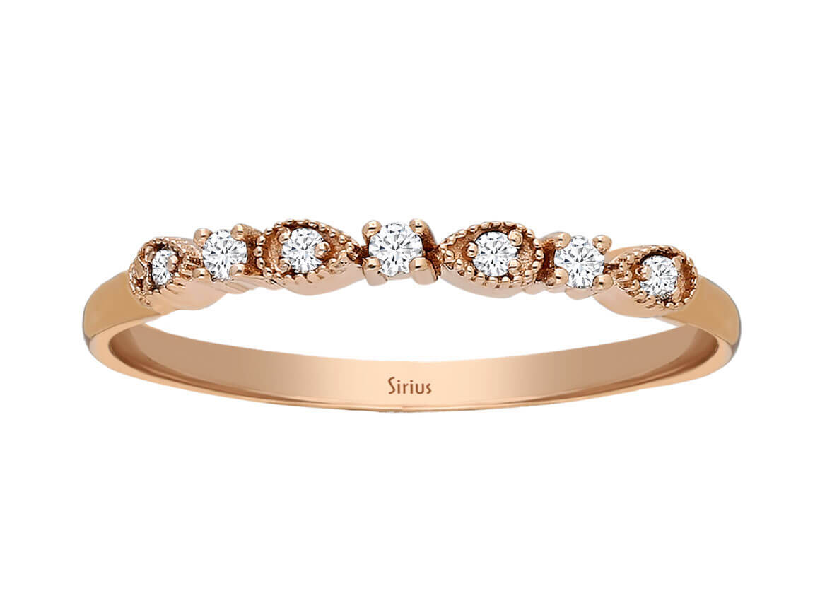 Birgie Zarter Diamantring mit sieben Diamanten (0,10 Karat)