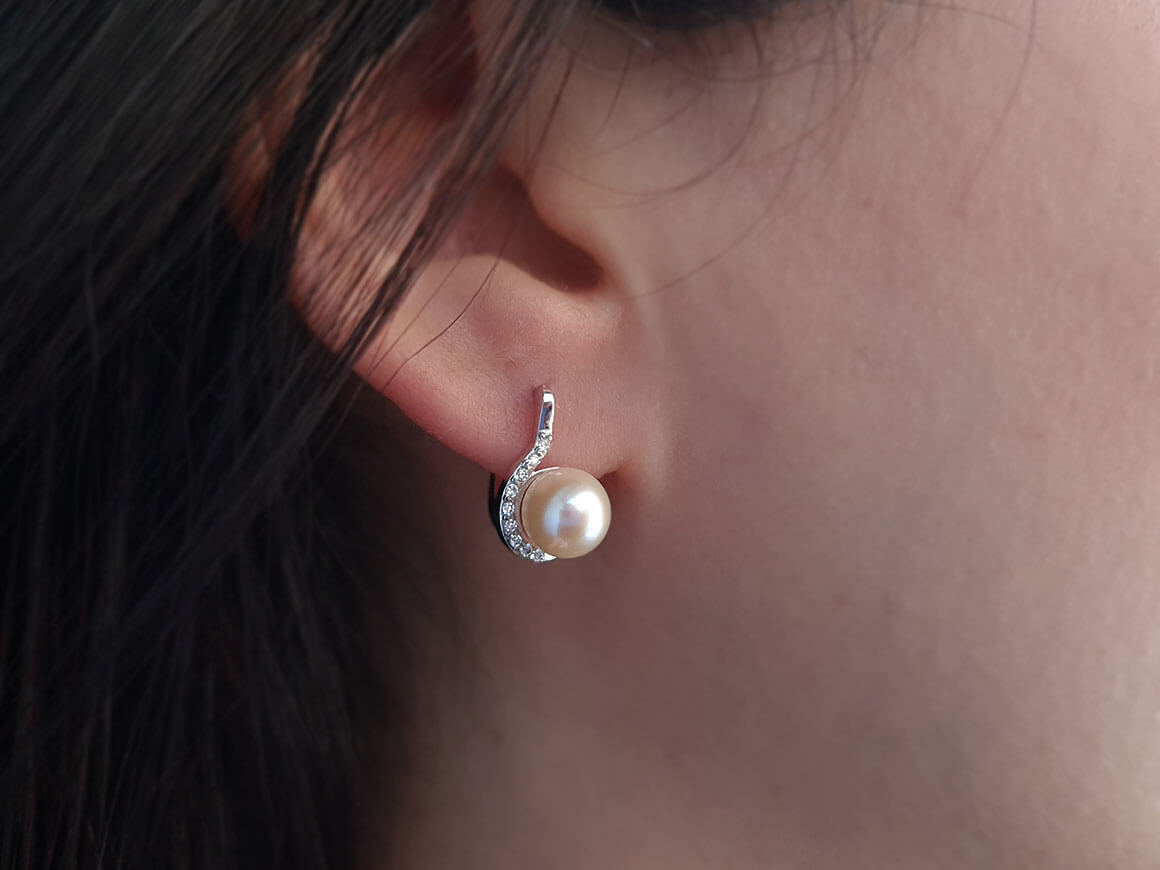Boucles d'oreilles diamants et perles