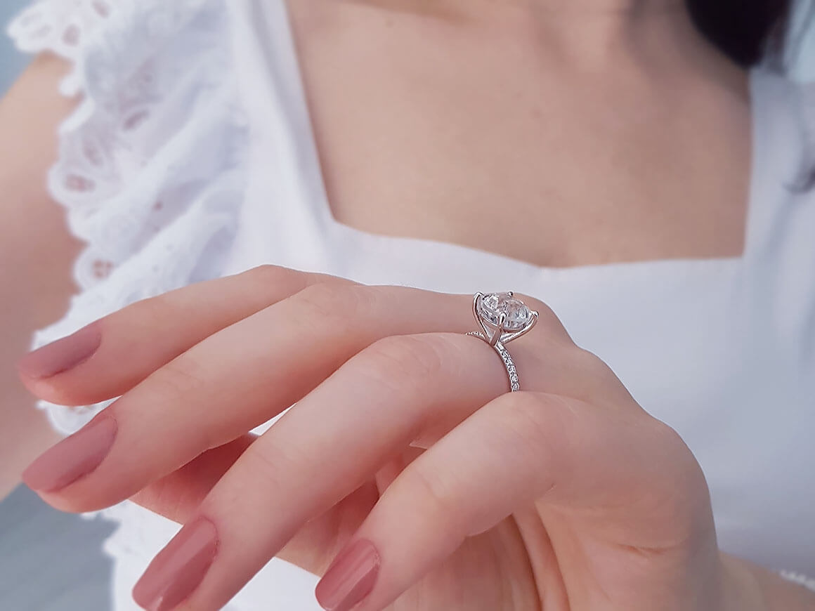 Bague diamant et topaze blanche