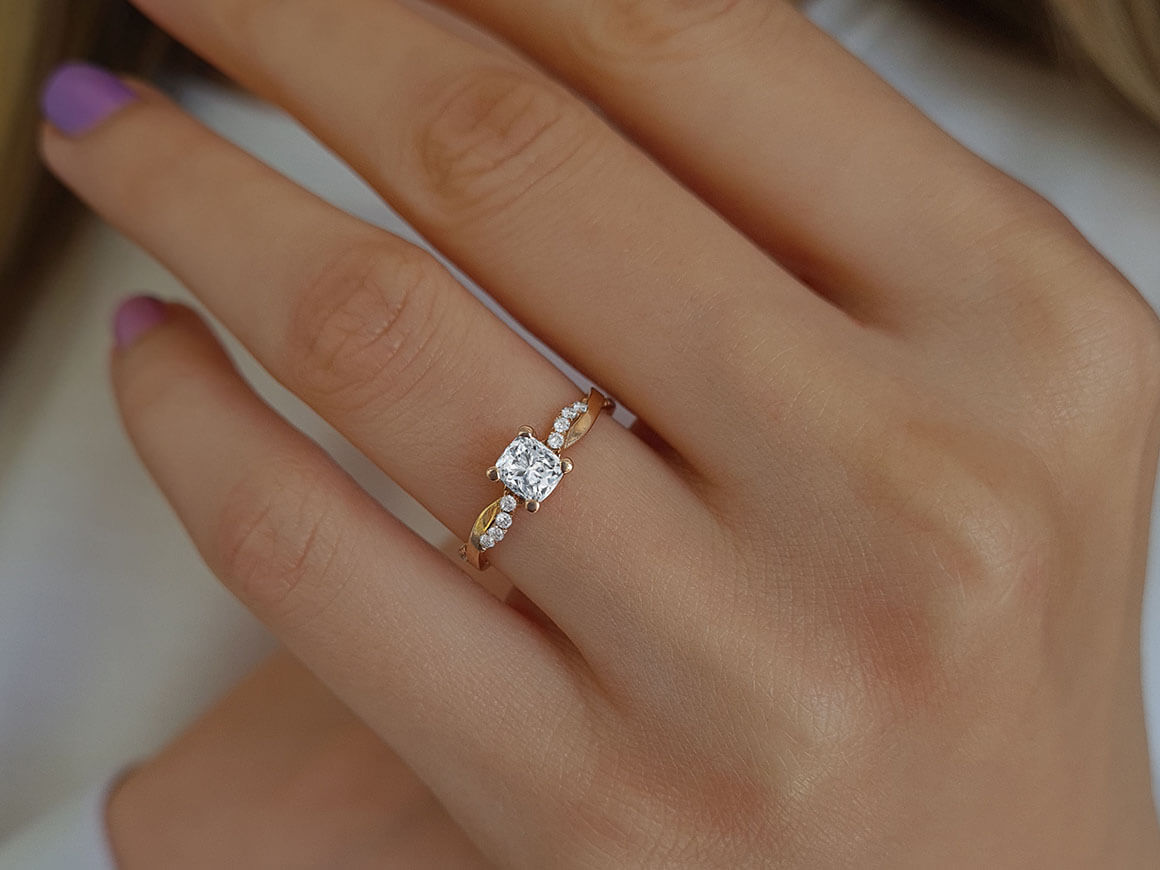 Bague solitaire diamant 0,60 carat au total
