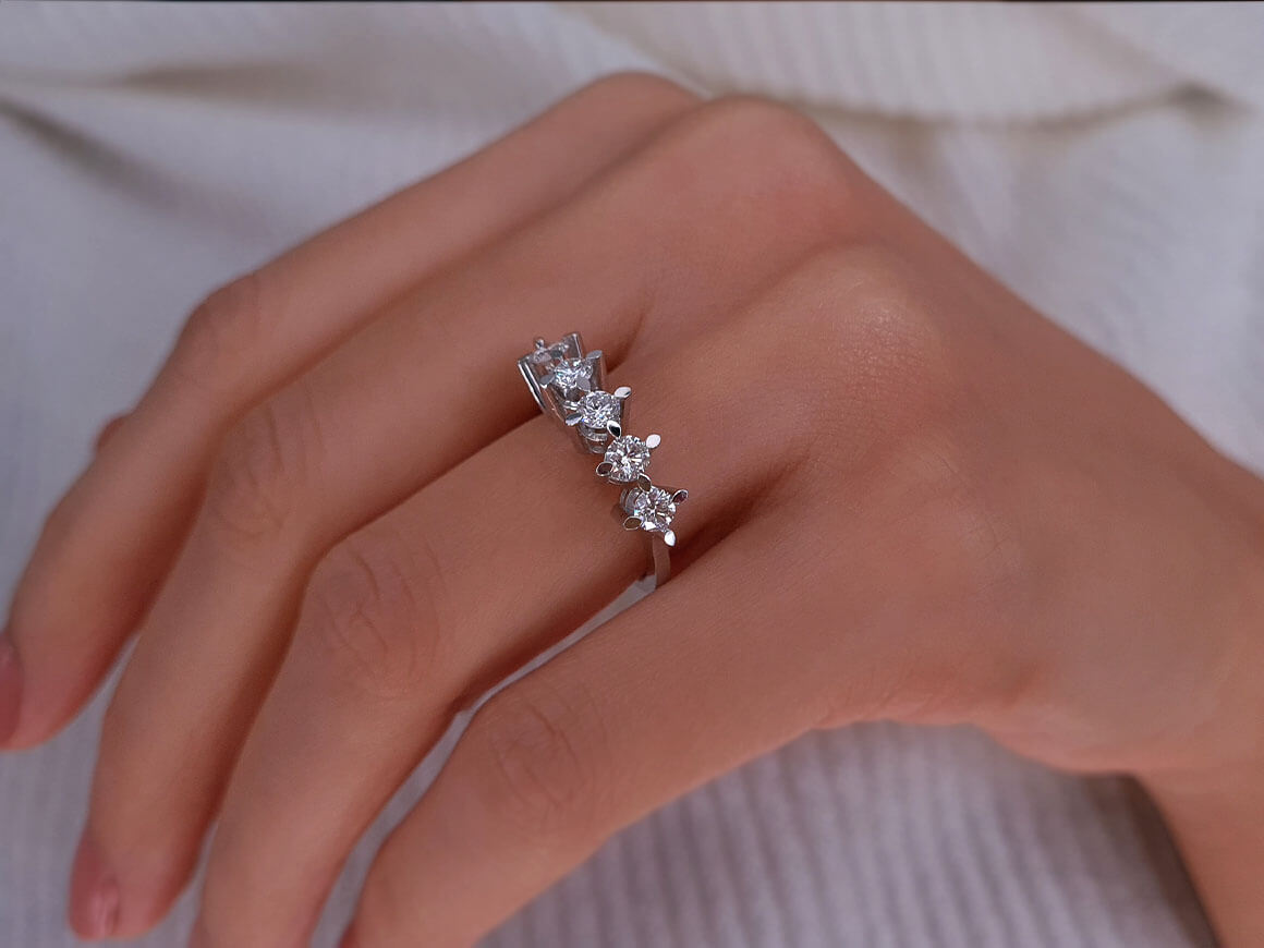 Alliance 5 pierres diamant 0,80 carat
