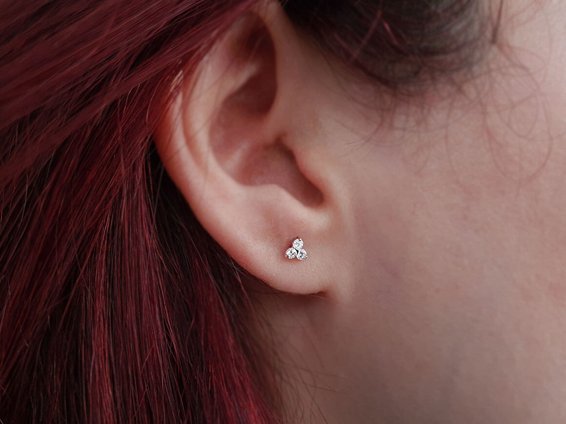 Boucles d'oreilles à tige en diamant Tria