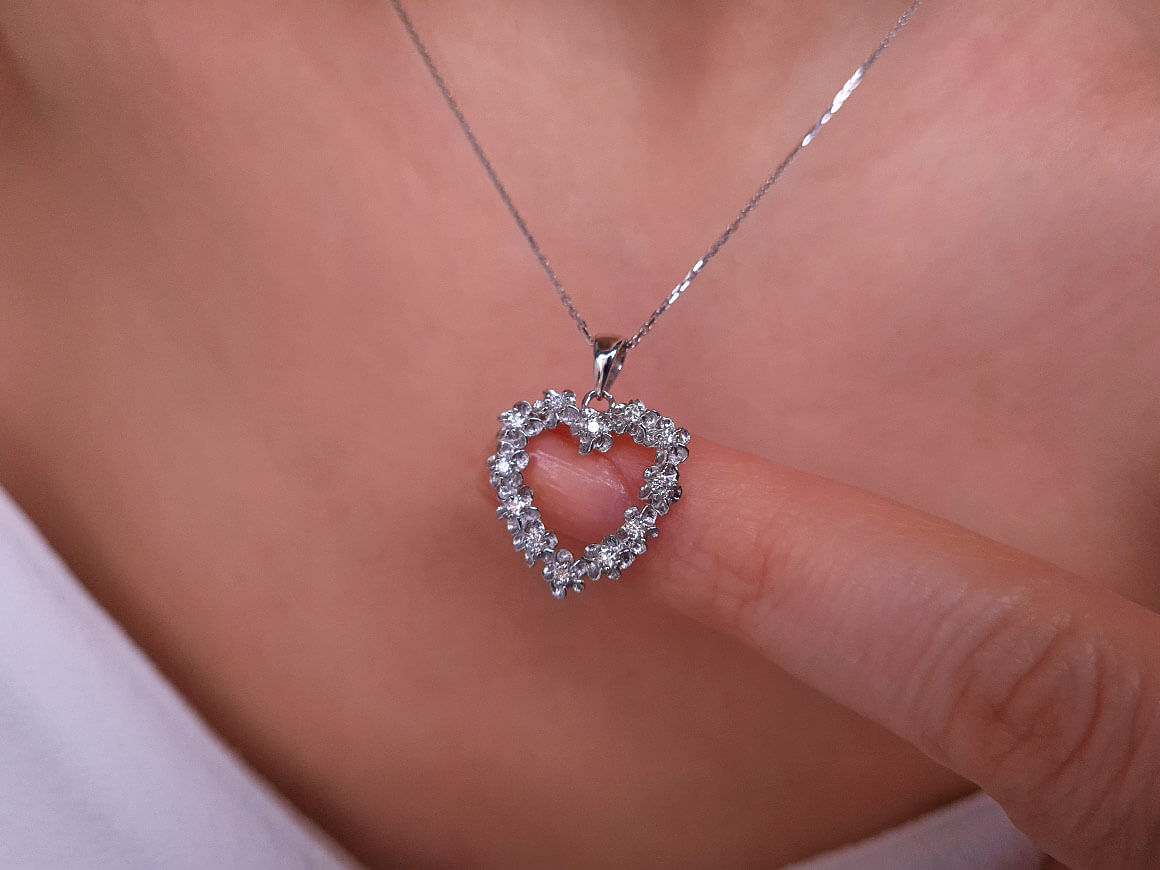 Collier coeur diamant