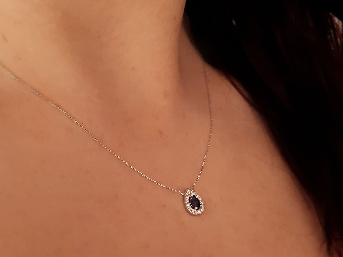 Collier diamant et saphir