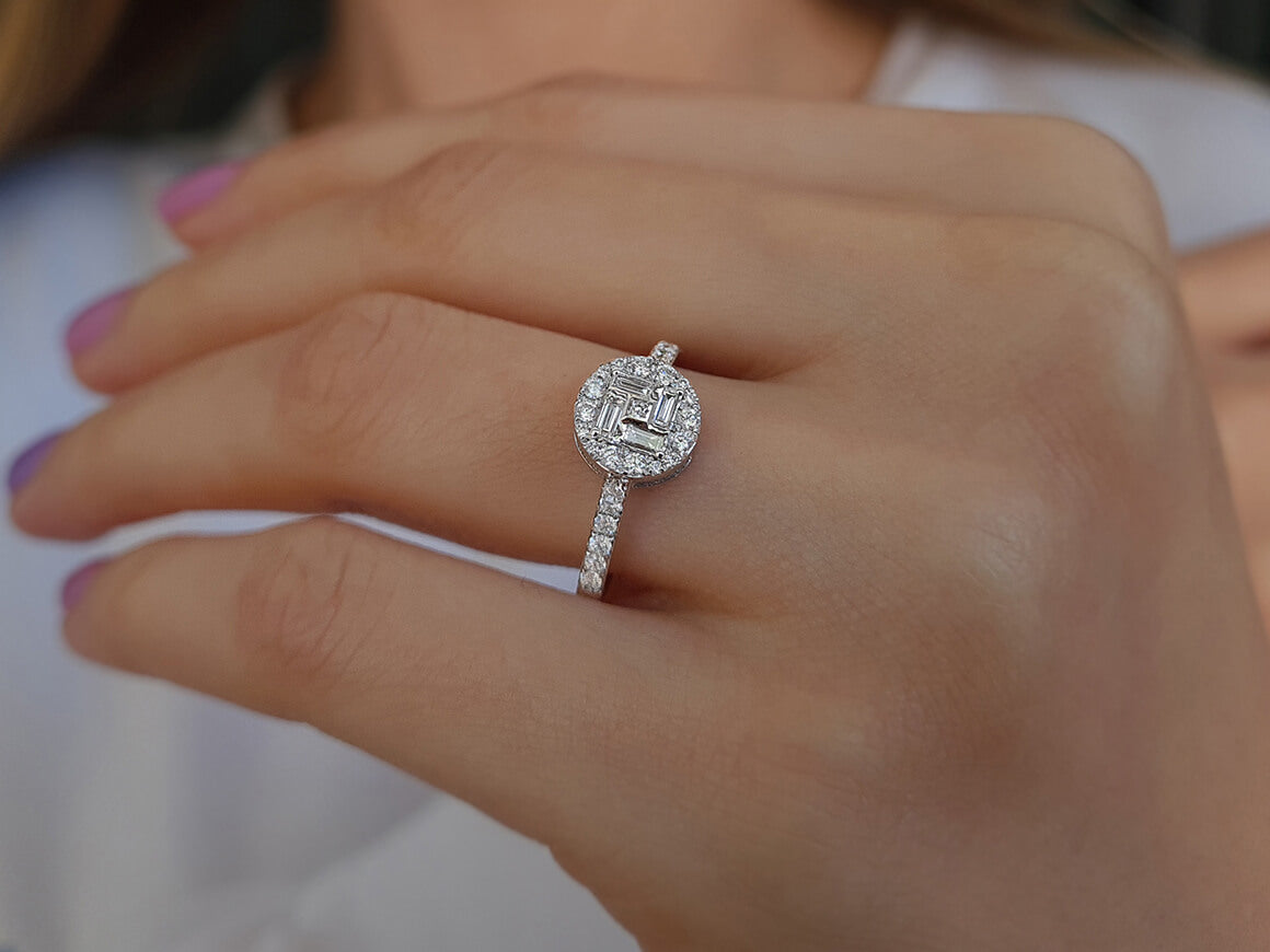 Bague baguette en diamant de 0,46 carat au total