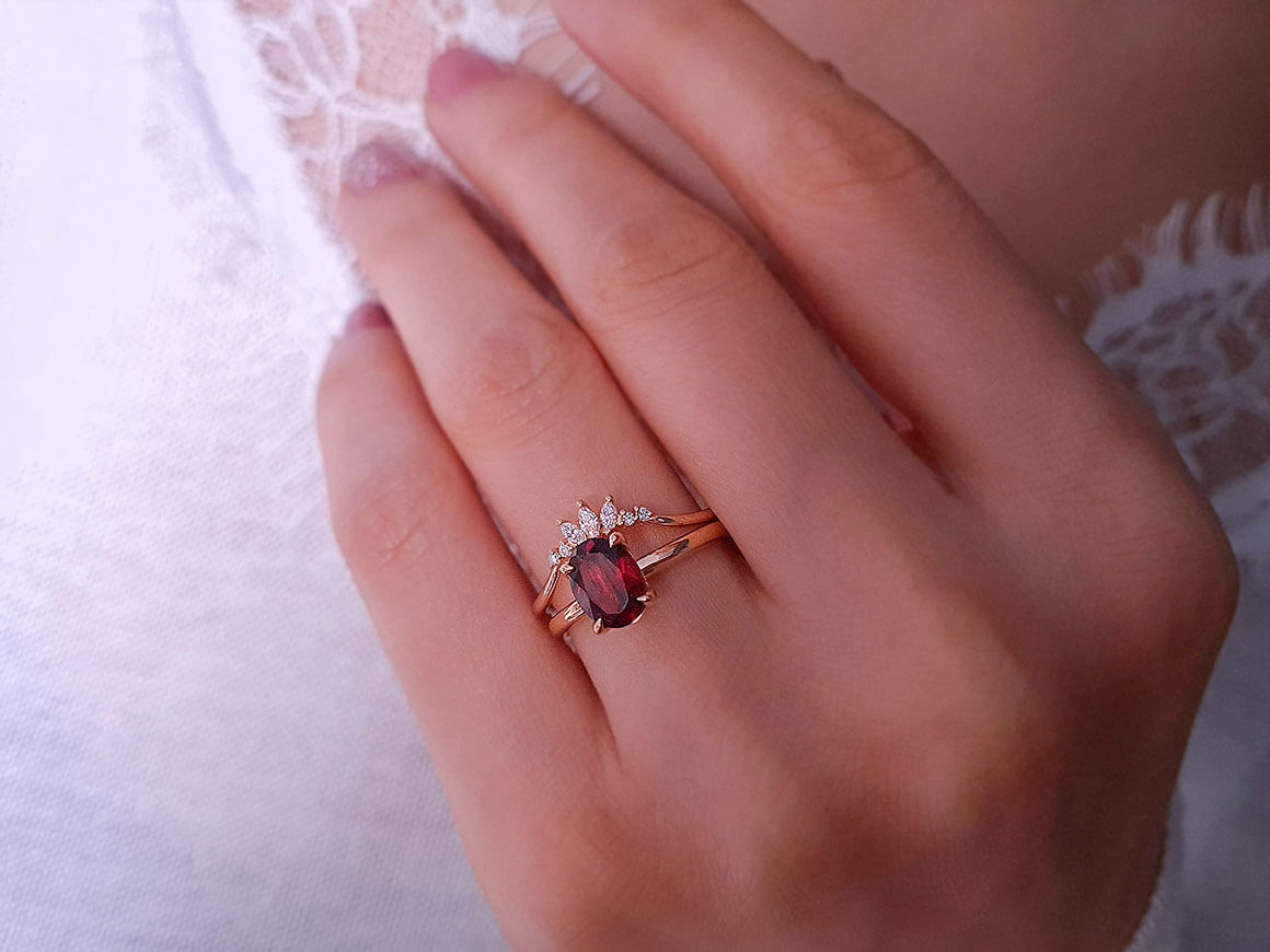 Bague couronne de princesse diamant marquise