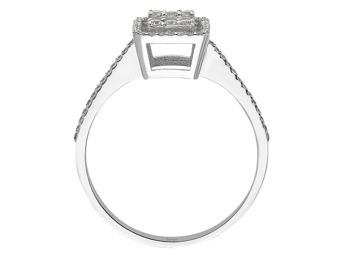 Bague baguette en diamant de 0,31 carat au total