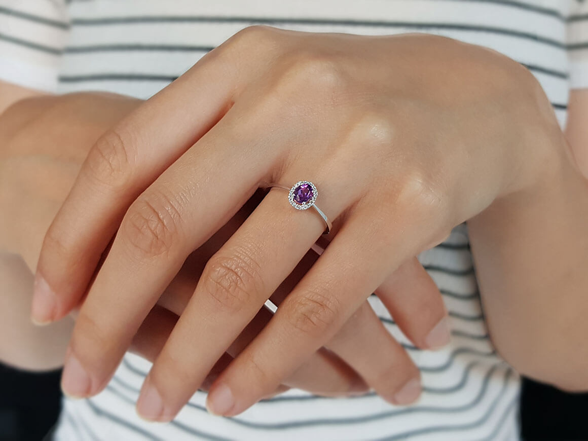 Bague diamant et améthyste ovale
