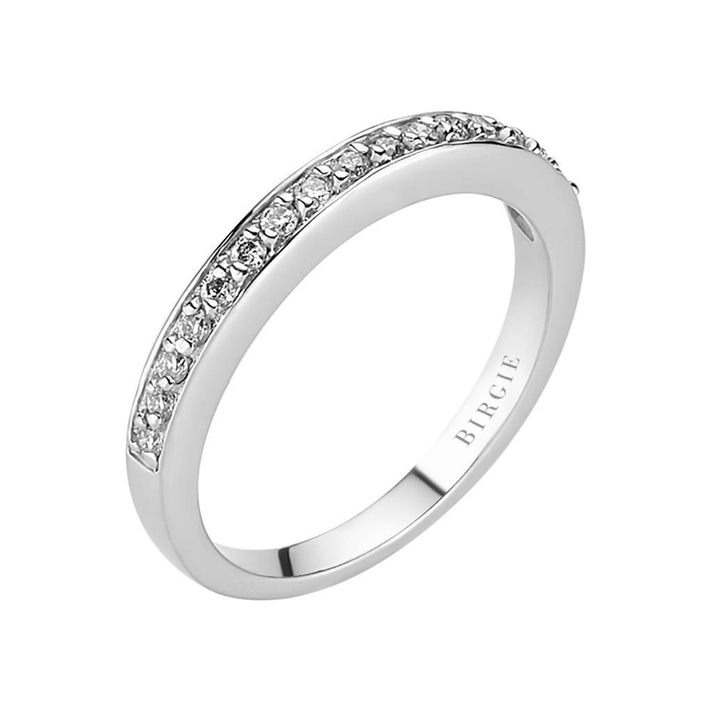 Bague d'éternité fine en pierre de diamant
