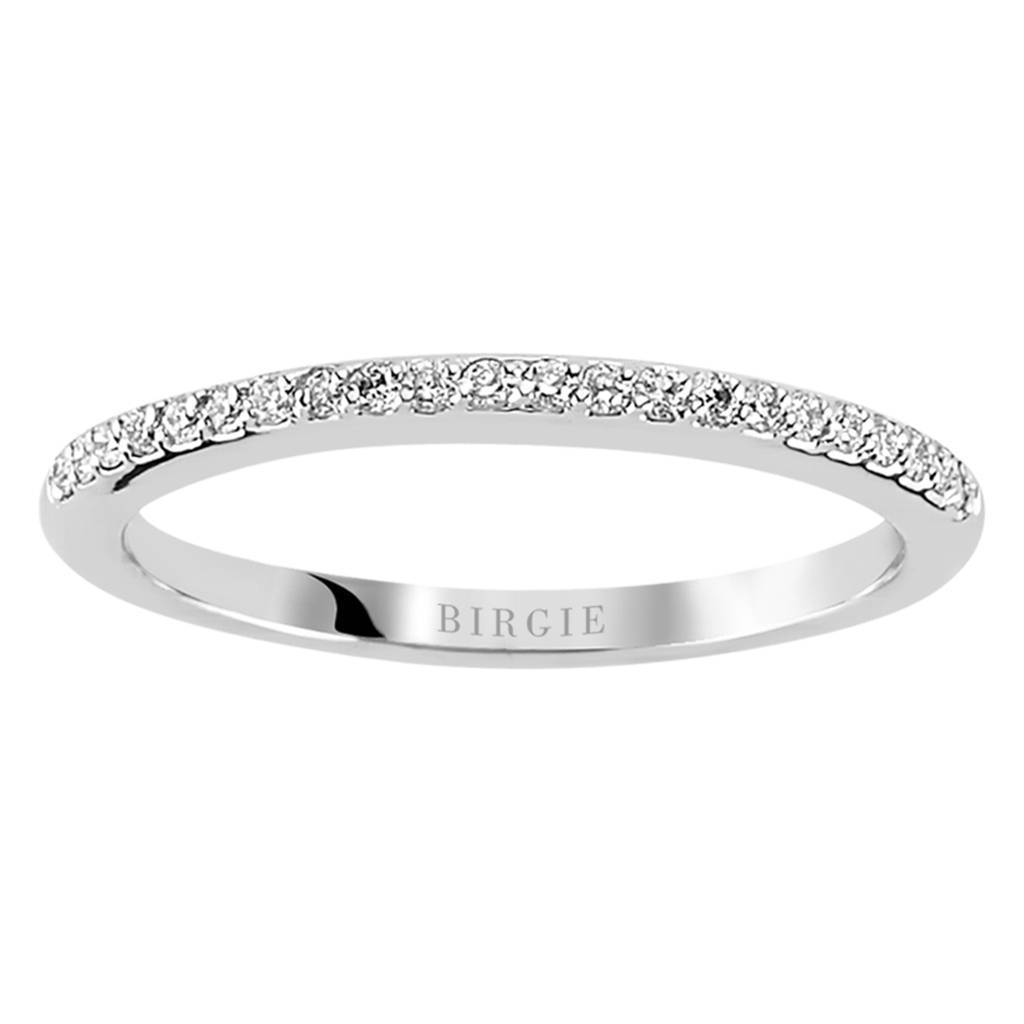 Bague d'éternité fine en pierre de diamant