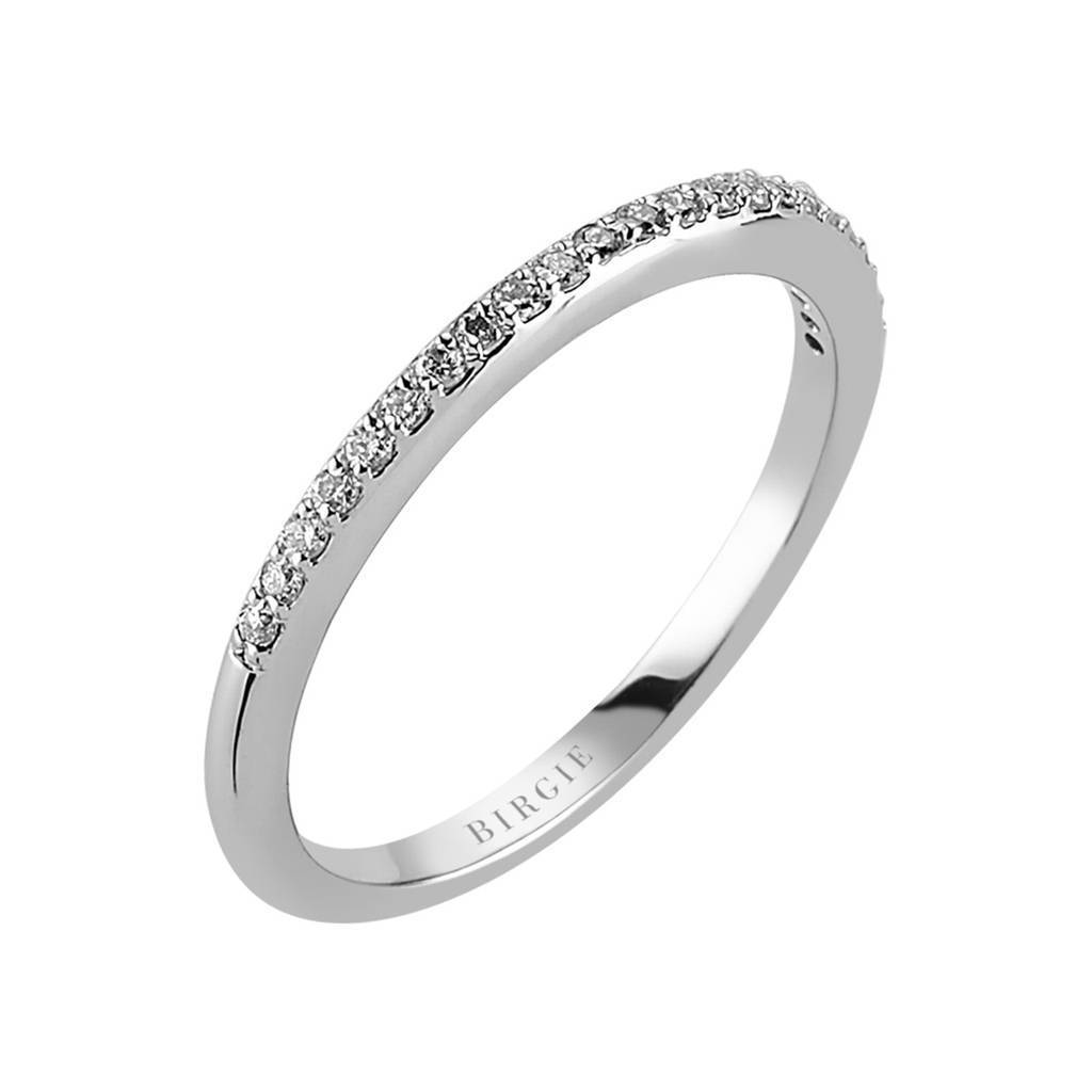 Bague d'éternité fine en pierre de diamant