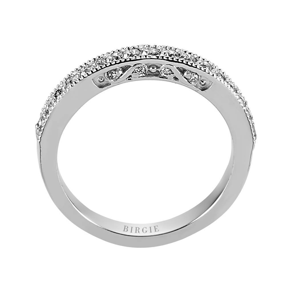 Bague d'éternité en pierre de diamant