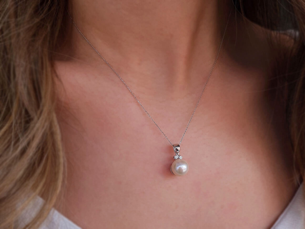Collier de diamants et de perles