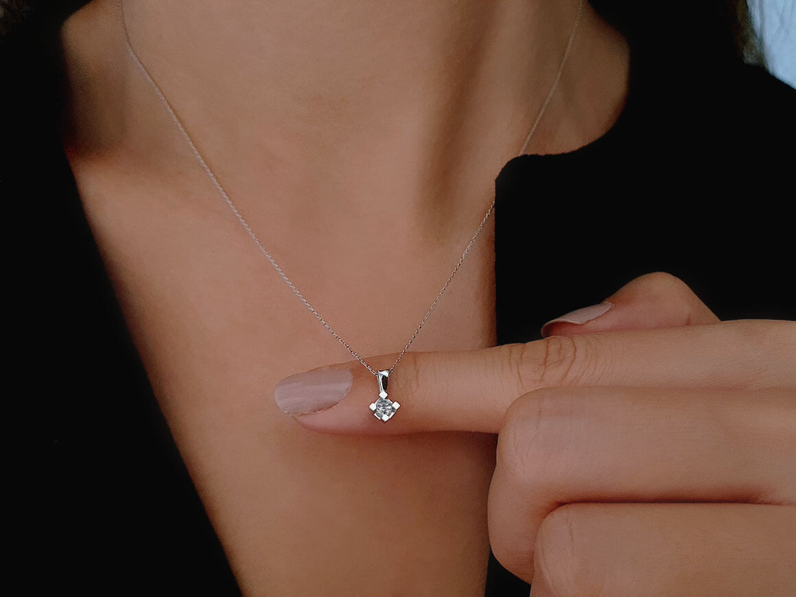 0.10 Carat Diamant Solitär Halskette