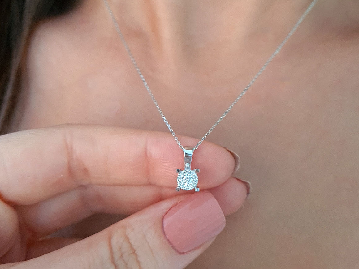 Collier solitaire effet diamant 0,50 carat