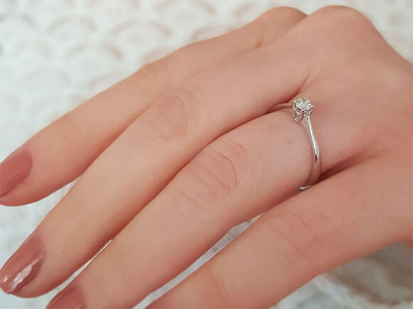 0.15 carat solitaire diamond ring