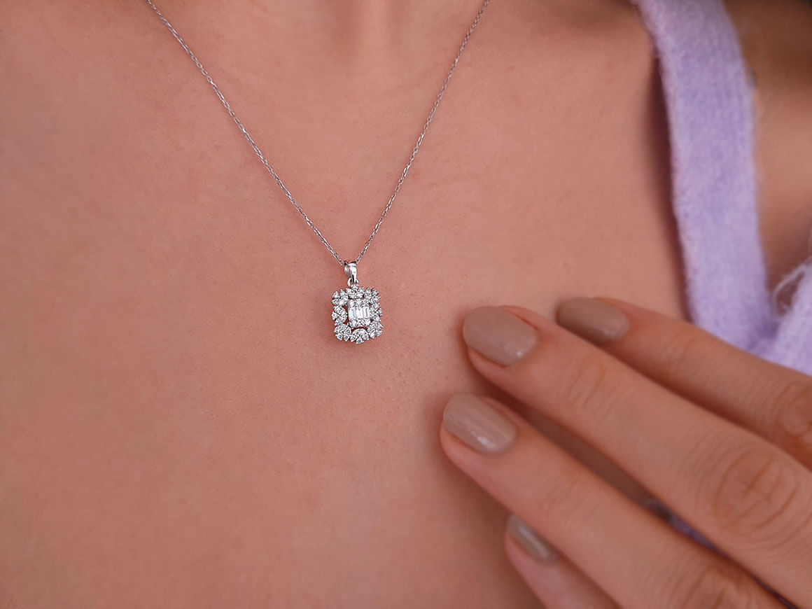 Collier baguette étoile Vega en diamant