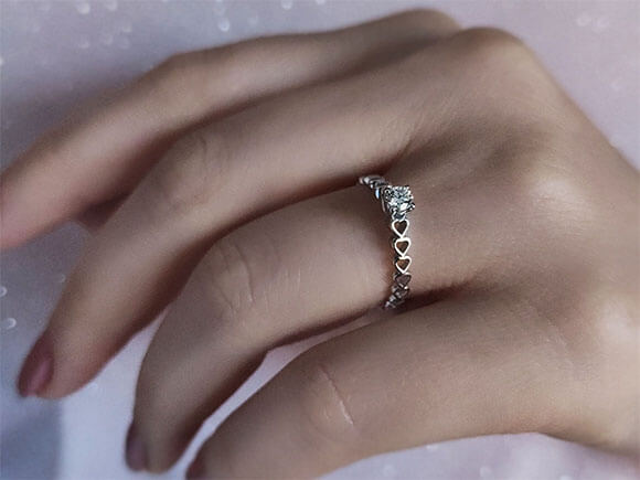 Bague solitaire diamant 0,15 carat