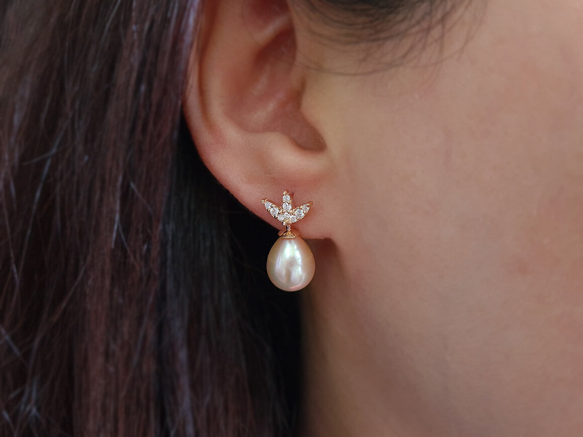 Boucles d'oreilles pendantes en diamant et perles roses en forme de larme