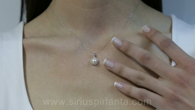 Collier de diamants et de perles