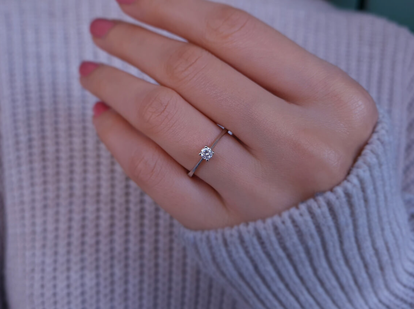 Bague solitaire diamant 0,18 carat