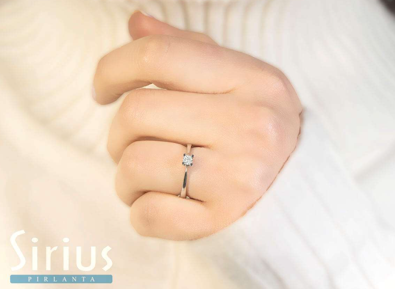 Bague solitaire diamant 0,17 carat