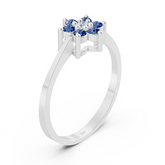 Bague élégante en or blanc avec saphirs et diamants