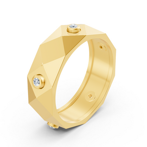 Modern yellow gold ring with round diamonds in bezel design
