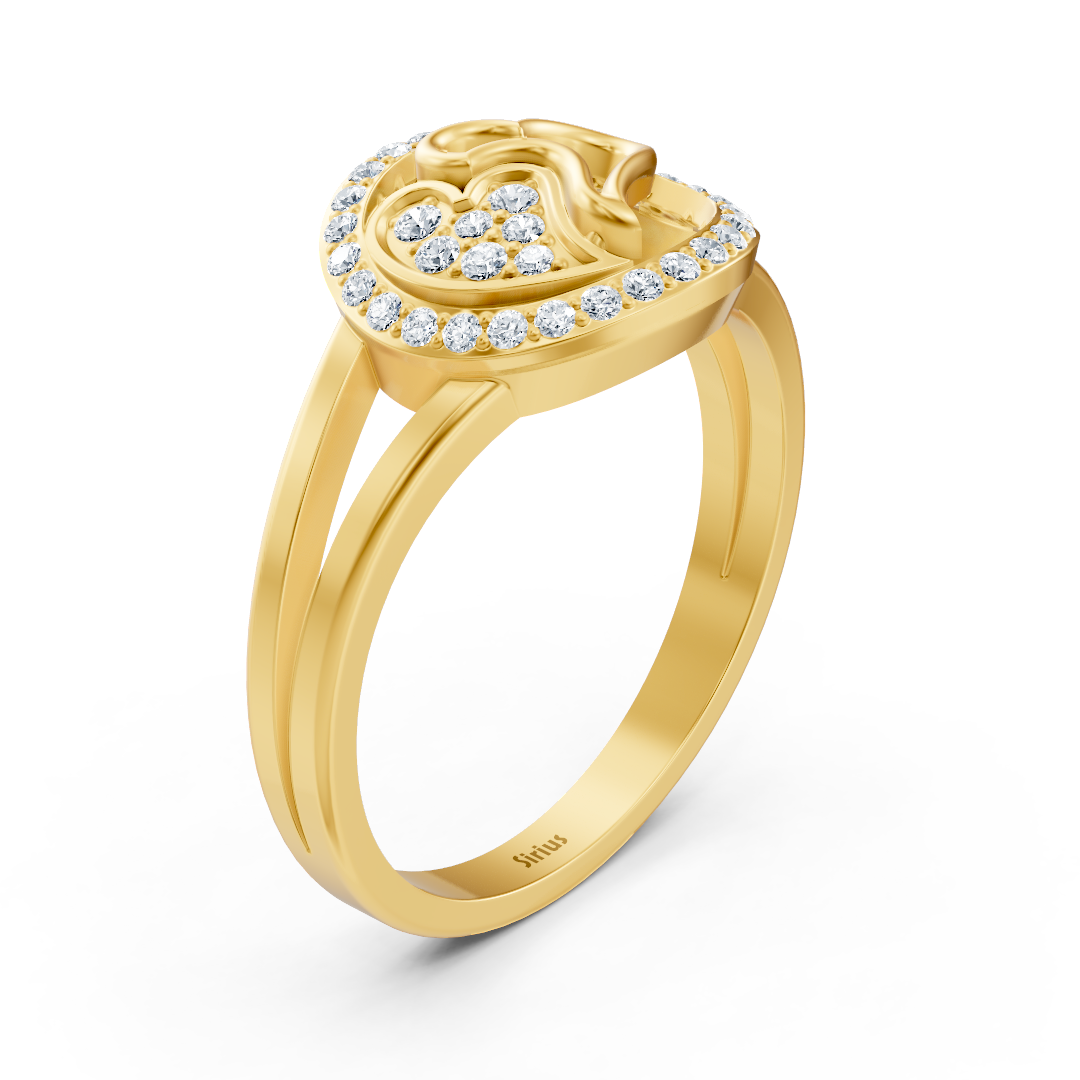Anmutiger Herzform Diamantring in Gelbgold mit dezenten Pavé-Akzenten