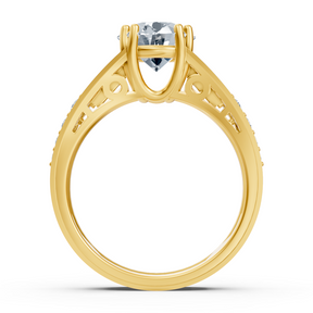 Yellow gold baguette-cut diamond ring