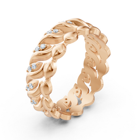 Zarter Roségold Ring mit Diamanten im Herzranken Design
