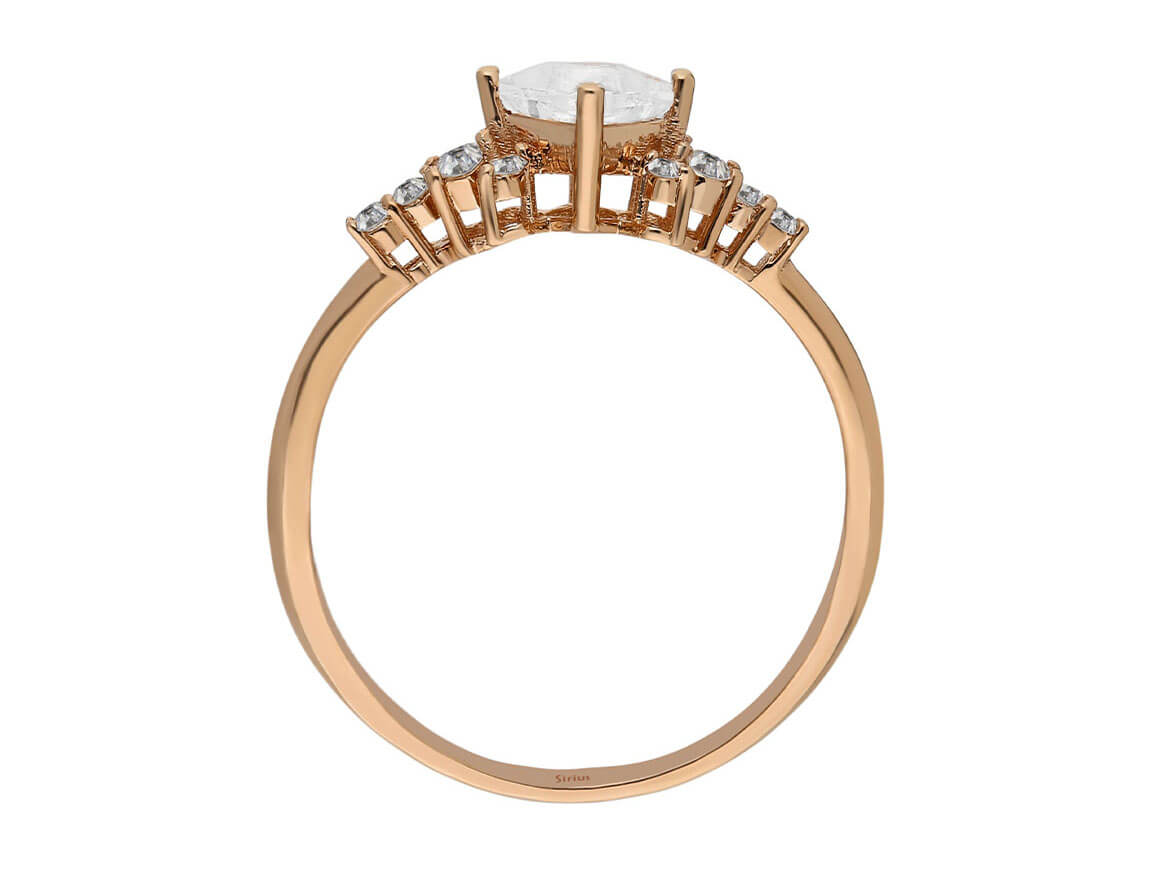Birgie Ring mit weißem Saphir und Diamanten