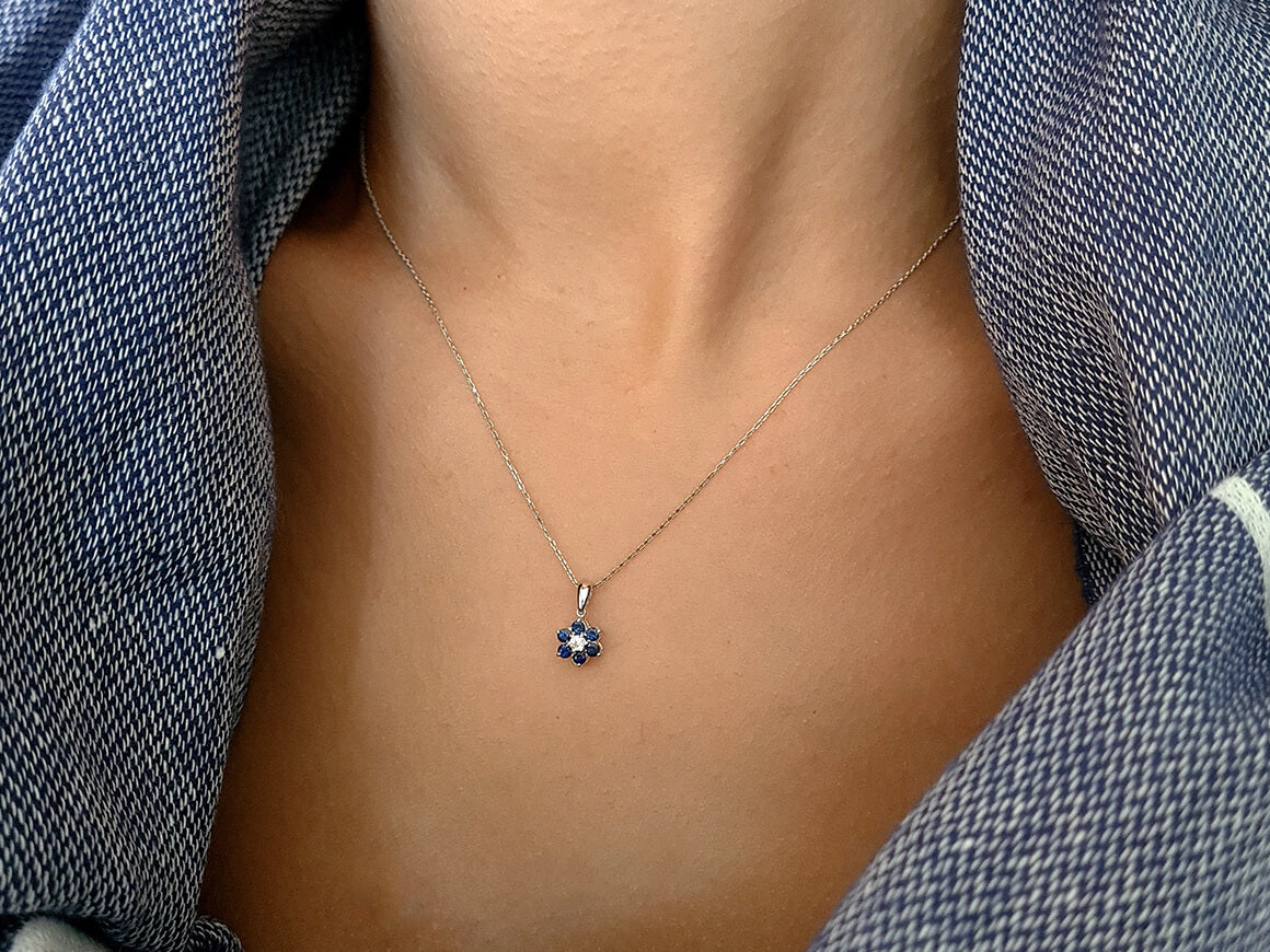 Diamond and Sapphire Daisy Necklace