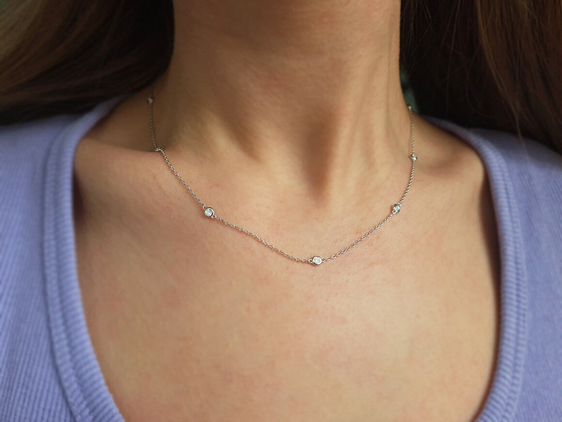 Linked diamond necklace
