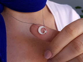 Collier étoile et croissant de diamants