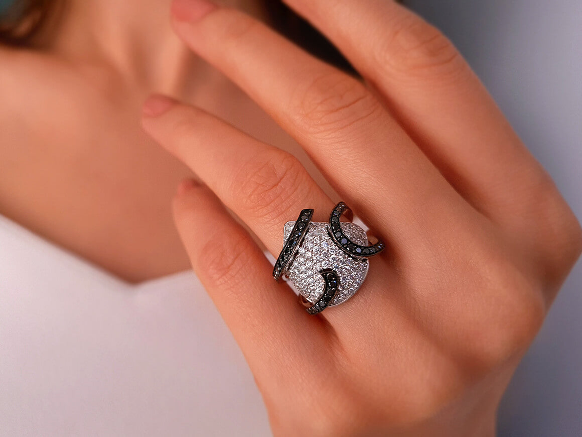 Bague Diamant Blanc et Noir