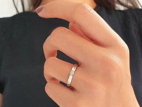 Bague solitaire diamant 0,08 carat
