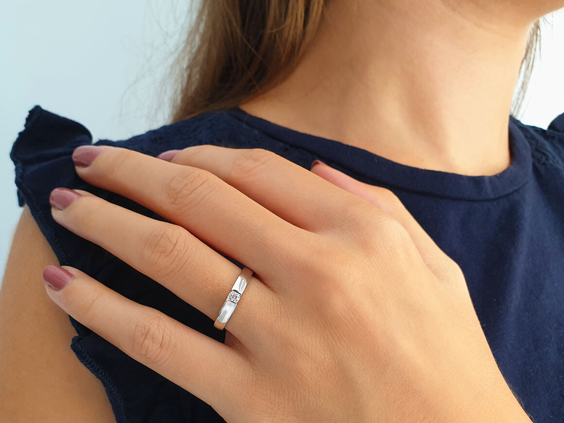 Bague solitaire diamant 0,11 carat