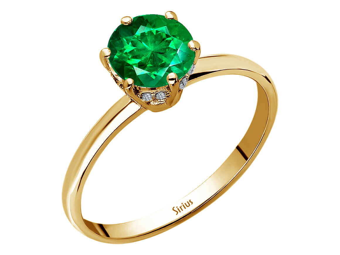Diamond and Emerald Plano Ring