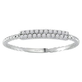 Two-row diamond alliance in white gold