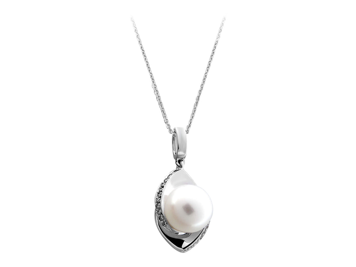 Collier de diamants et de perles