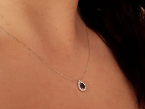 Diamant und Saphir Halskette