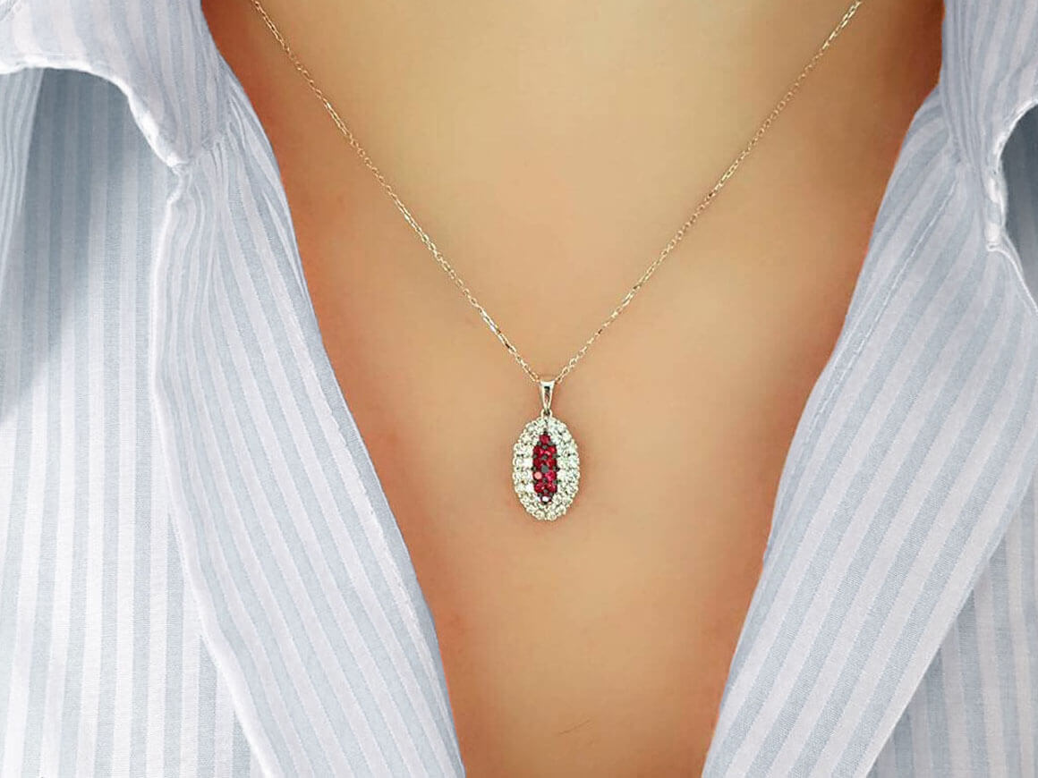 Collier double rang diamants et rubis