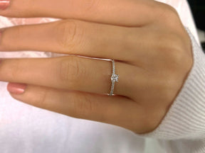 Bague solitaire diamant 0,23 carat