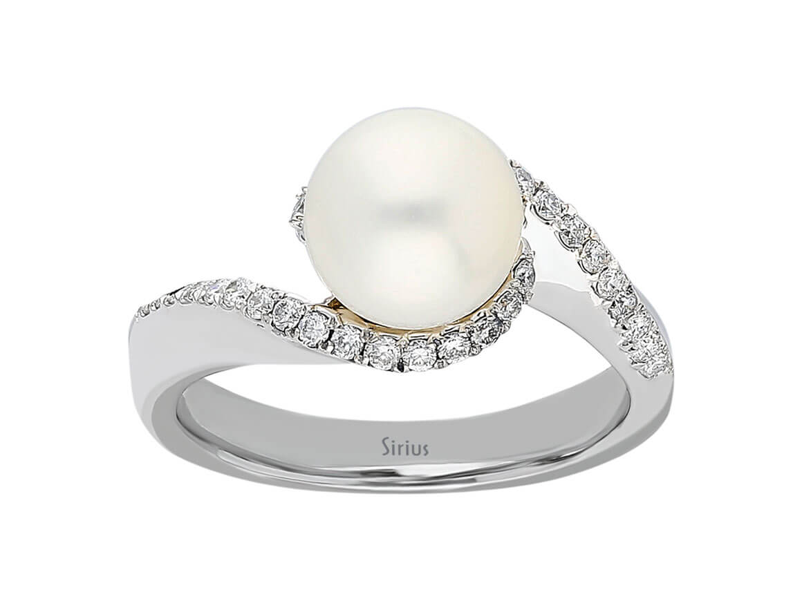 Diamond and Pearl Ring