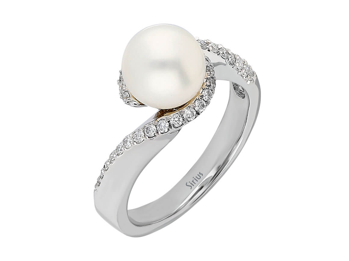 Diamond and Pearl Ring